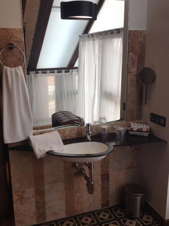 Hotel Rural Doña Berenguela Bolaños de Calatrava Habitación foto